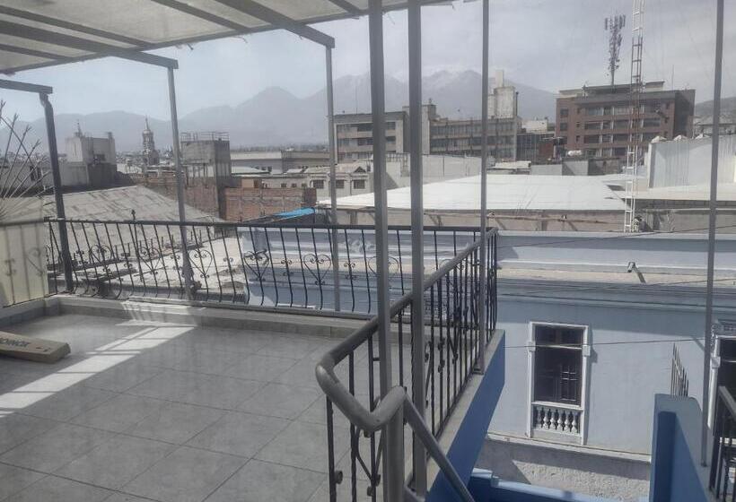 ベッドアンドブレックファースト Casa De Isabel