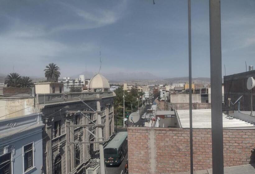 ベッドアンドブレックファースト Casa De Isabel