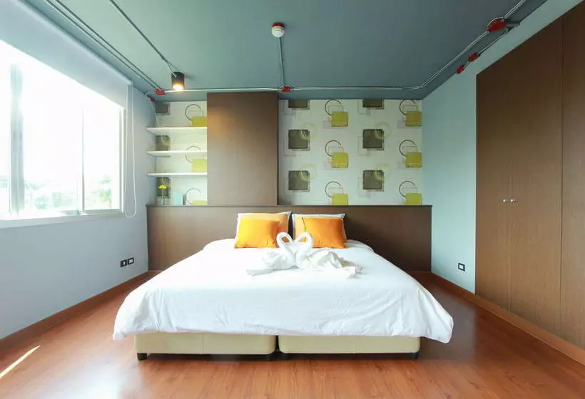 Big Tree Residence