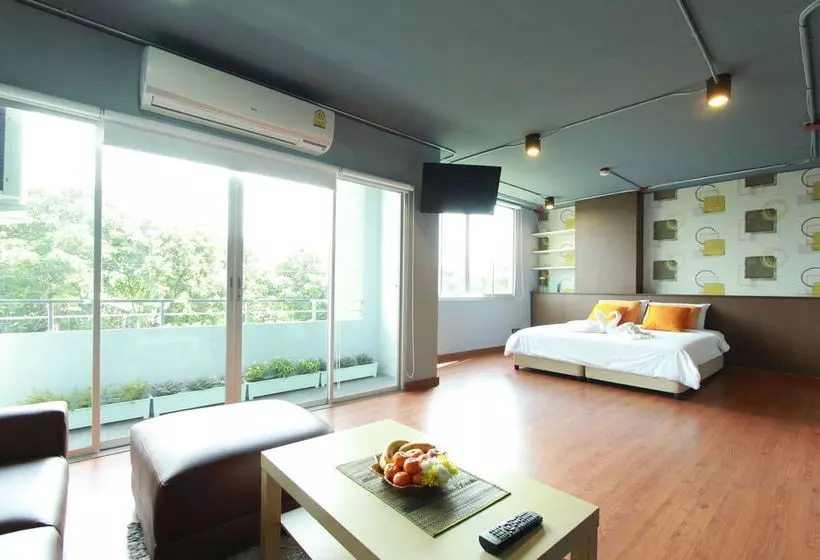 Big Tree Residence