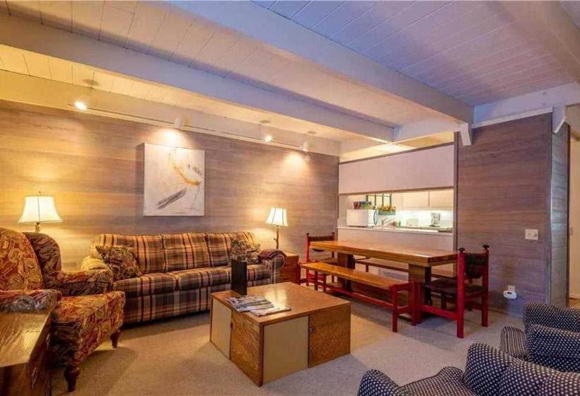 ホテル Dollar Meadows by Wyndham Vacation Rentals