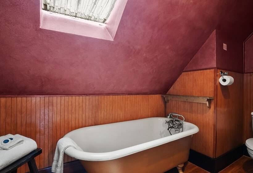 בית מלון כפרי Greenbriar Inn