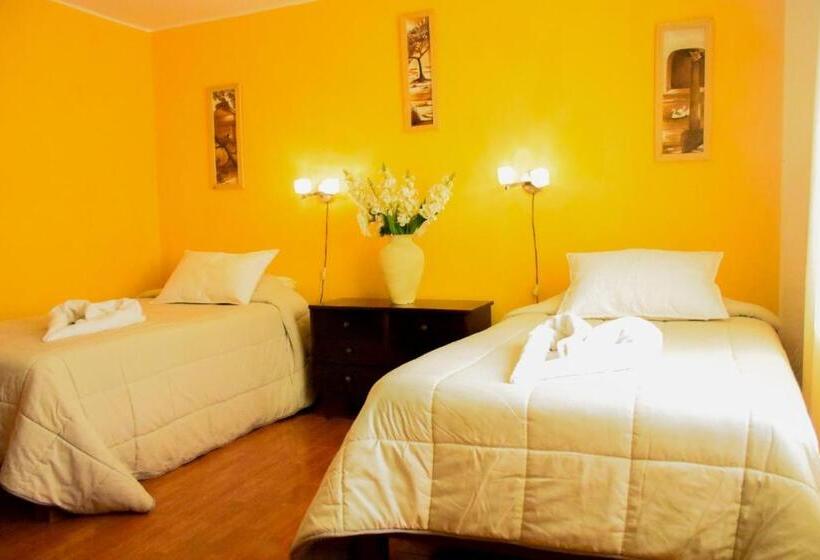 هتل Hospedaje Claudia