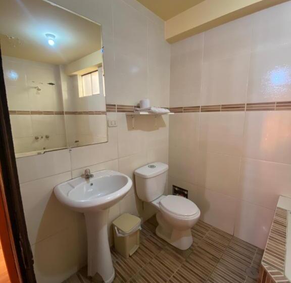 فندق Hostal Chaska