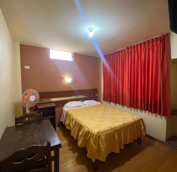 فندق Hostal Chaska