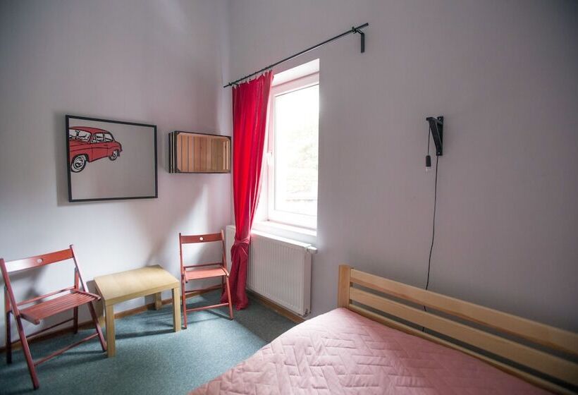 בית מלון כפרי Hostel Cinnamon