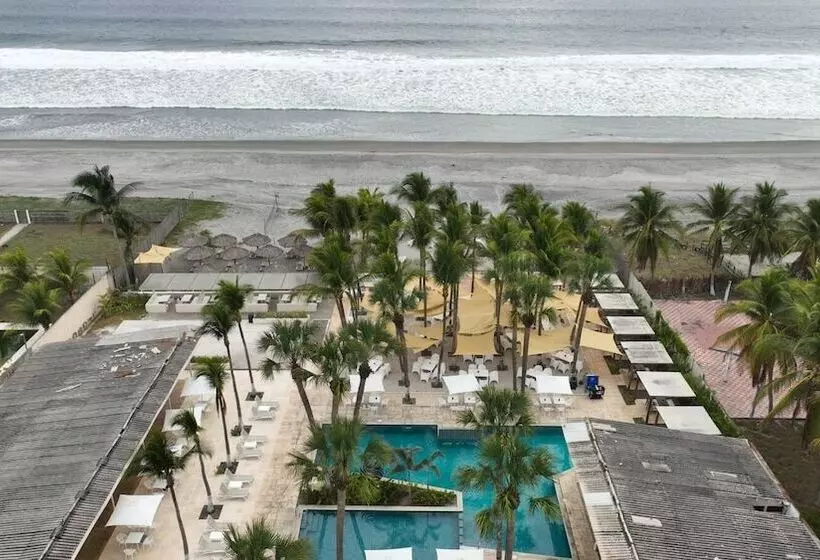 Izalco Hotel & Beach Resort