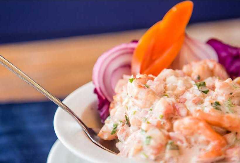 Izalco Hotel & Beach Resort