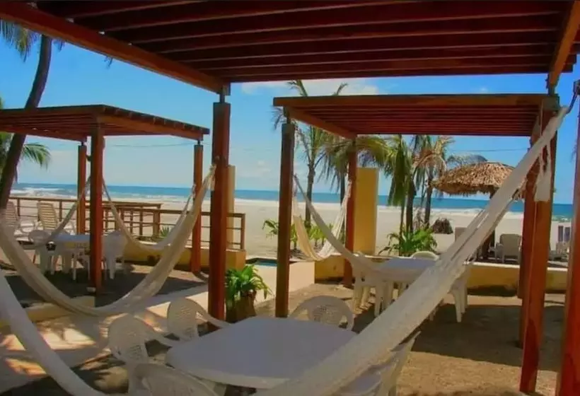 Izalco Hotel & Beach Resort