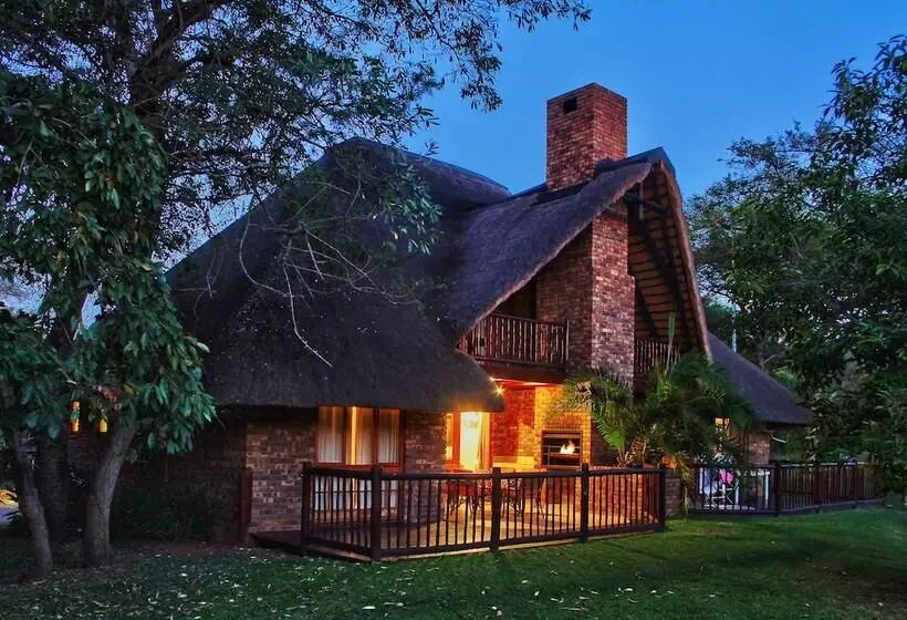 هتل Cambalala   Luxury Units   In Kruger Park Lodge   Serviced Daily, Free Wi Fi