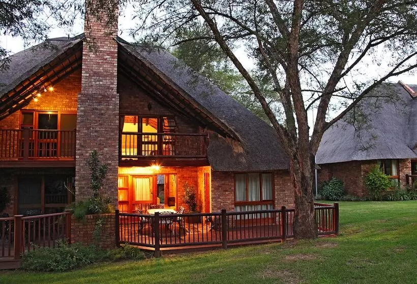 هتل Cambalala   Luxury Units   In Kruger Park Lodge   Serviced Daily, Free Wi Fi