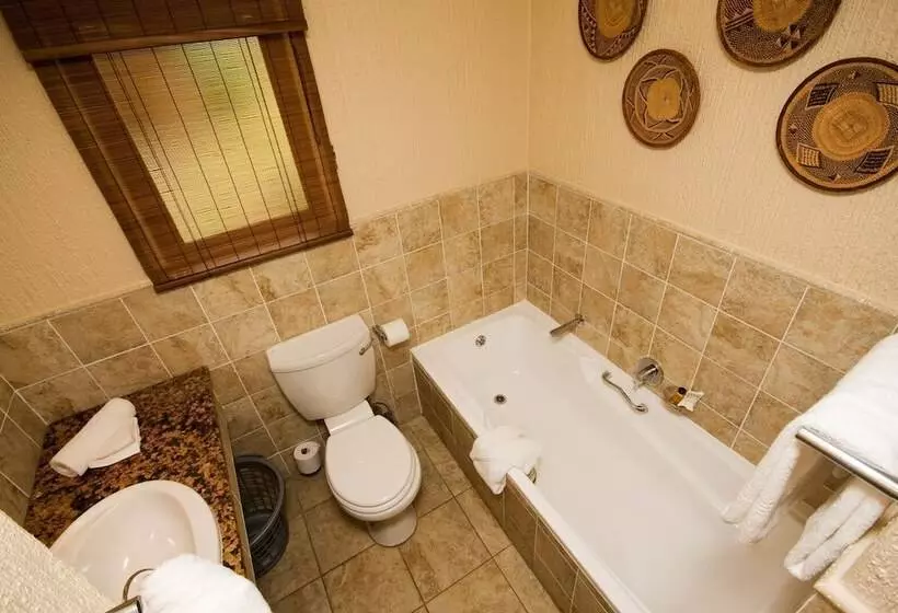 هتل Cambalala   Luxury Units   In Kruger Park Lodge   Serviced Daily, Free Wi Fi