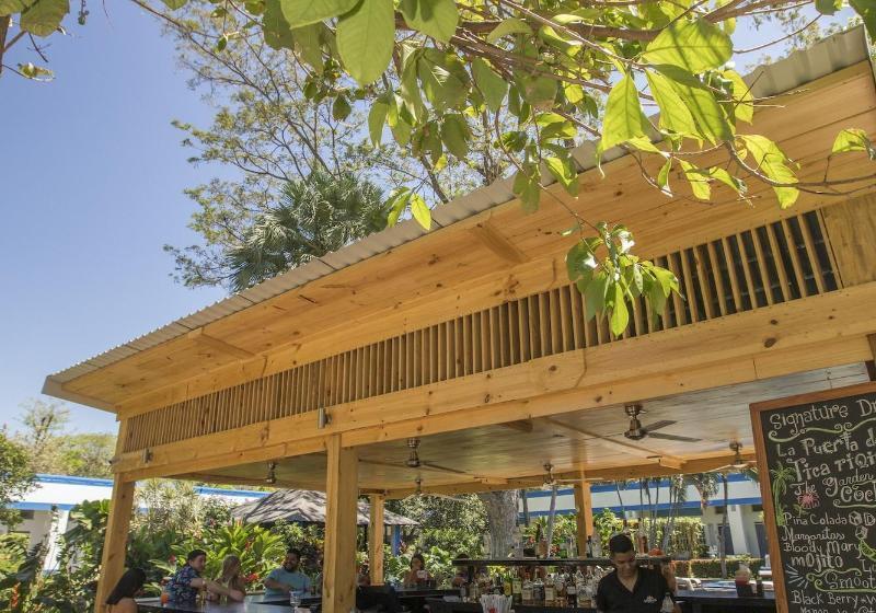 酒店 La Puerta Del Sol