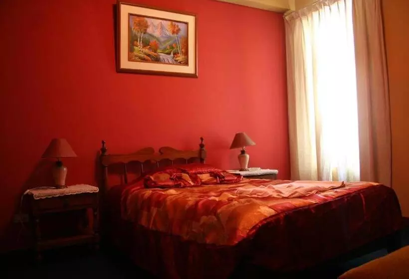 Otel Las Lineas