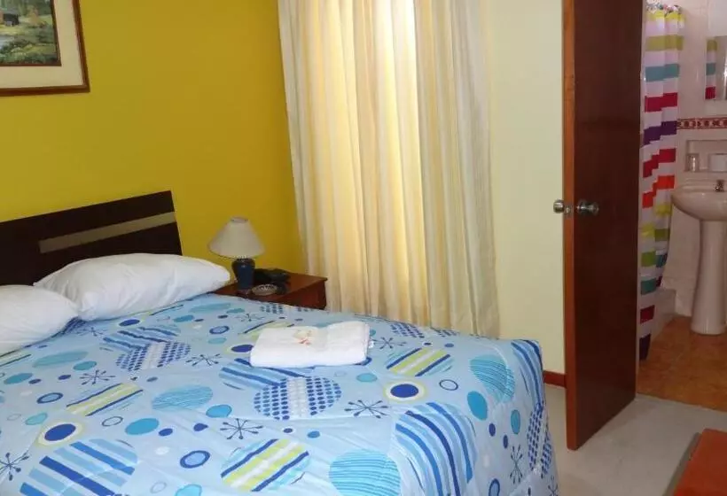 Otel Las Lineas