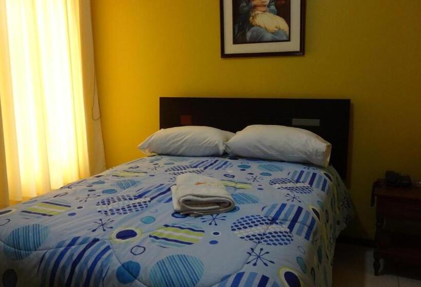 ホテル Las Lineas