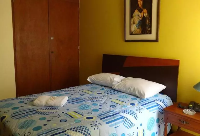 Otel Las Lineas