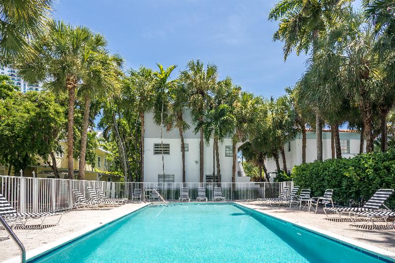 هتل Miami River Inn By Renzzi