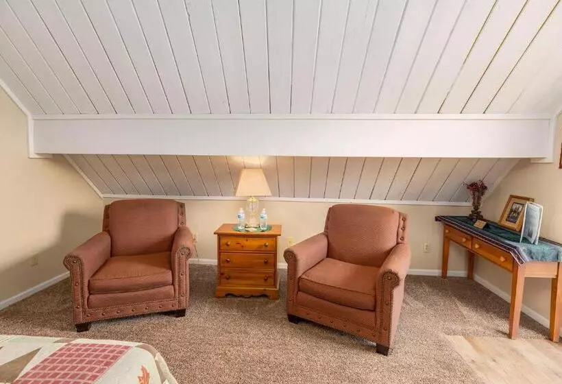 هتل Sweetgrass Inn Bed & Breakfast
