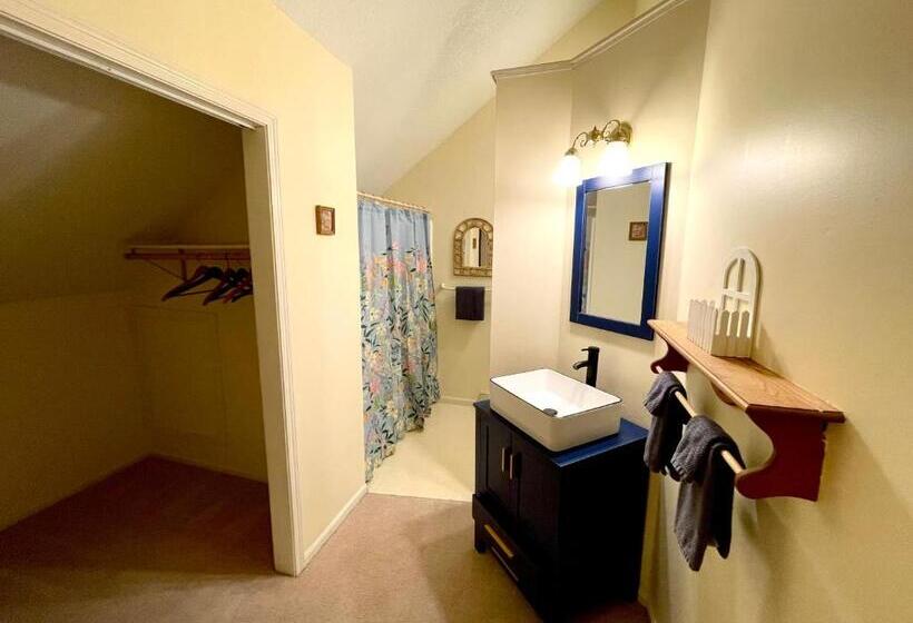 ホテル Sweetgrass Inn Bed & Breakfast