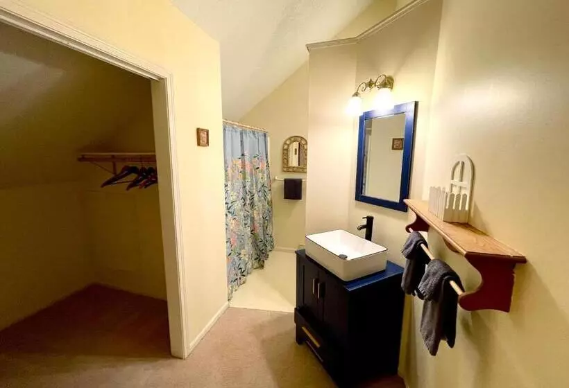 هتل Sweetgrass Inn Bed & Breakfast