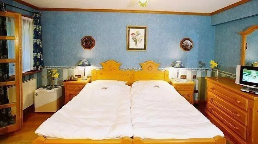 Hotelli Villa Stresov