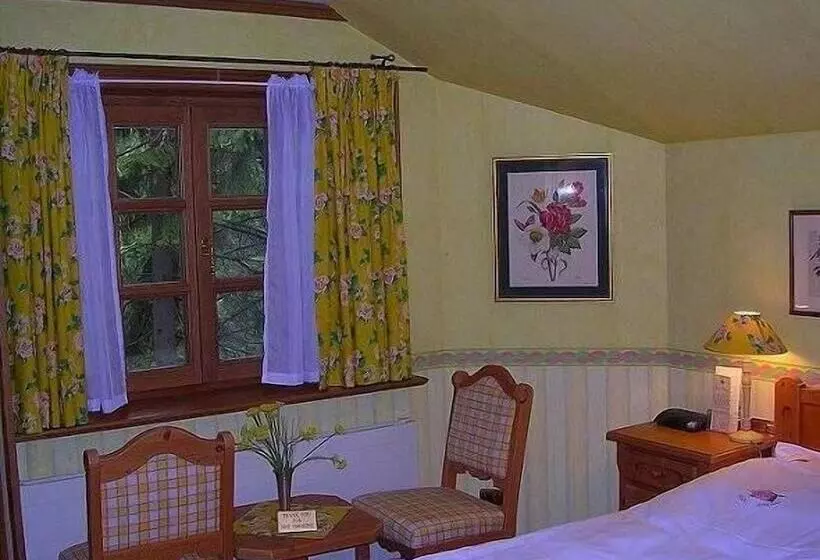 Hotelli Villa Stresov