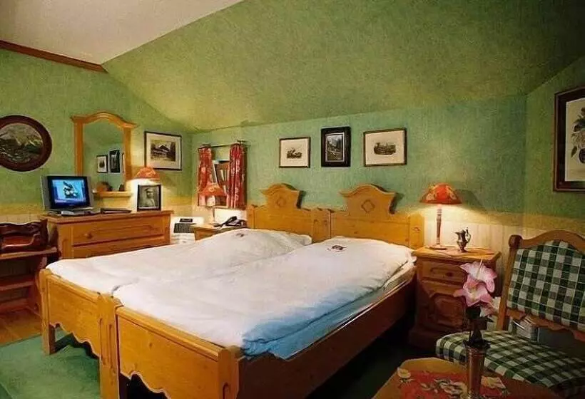 Hotelli Villa Stresov