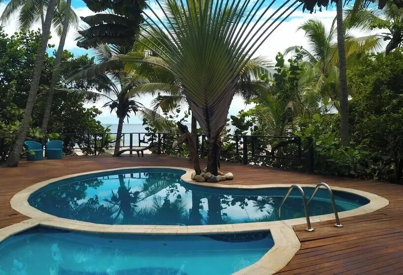 リゾートホテル Playa La Roca Ecohotel