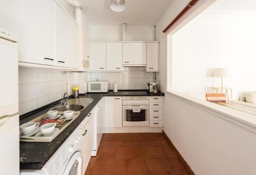 Apartamentos Madrid Centro B