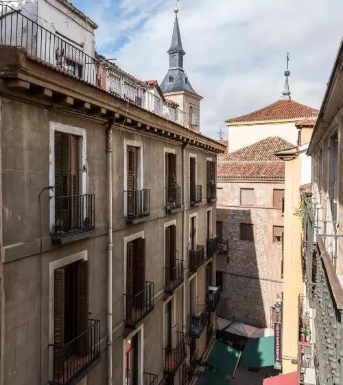 Apartamentos Madrid Centro B