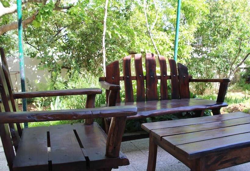 مسافرخانه Hawa Guest House