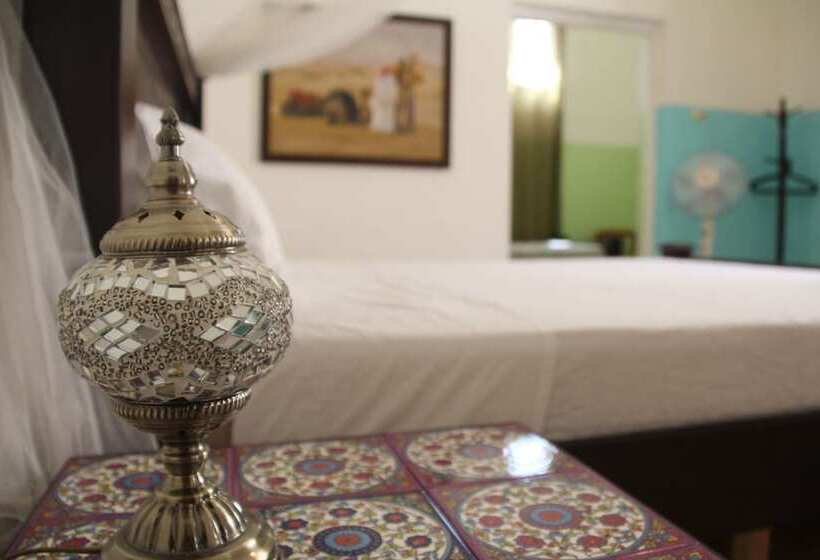 مسافرخانه Hawa Guest House