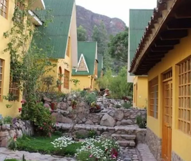 هتل Amaru Valle