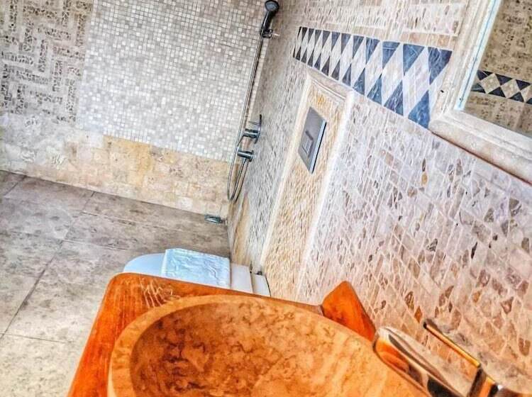 هتل Angel Cave Suite