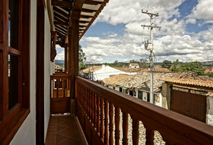 Отель Campanario Real