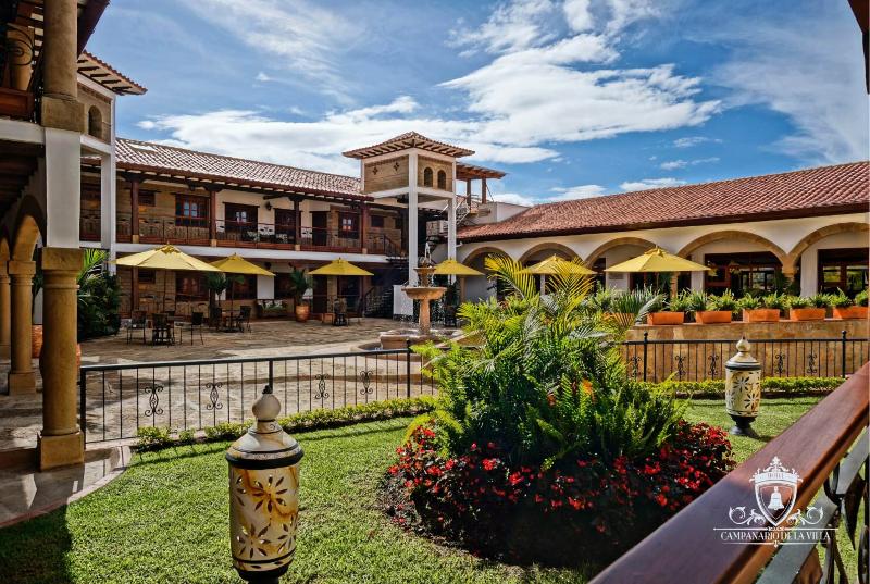 Отель Campanario De La Villa