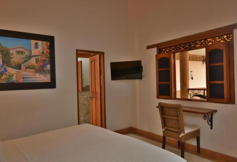 Отель Campanario Real