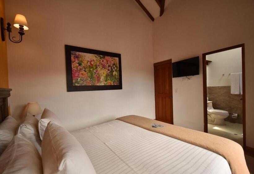 Отель Campanario Real