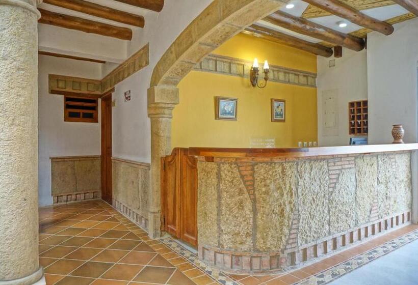 Отель Campanario Real