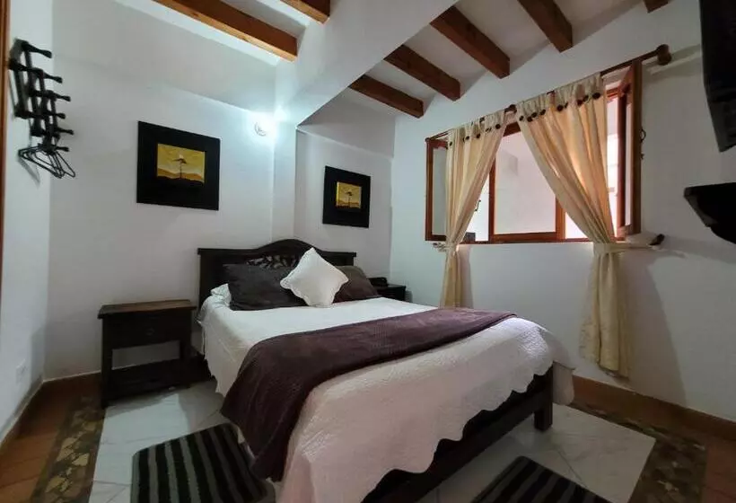 هتل Casa Cantabria