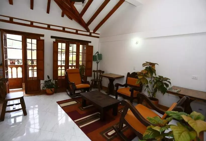 هتل Casa Cantabria