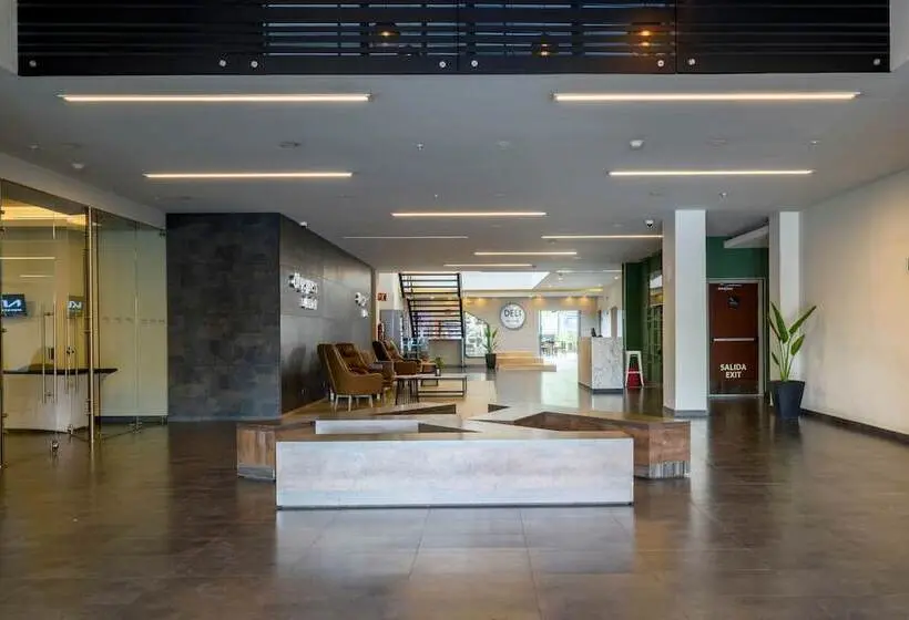 ホテル City Express Plus By Marriott Bogota Aeropuerto