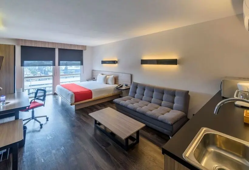ホテル City Express Plus By Marriott Bogota Aeropuerto