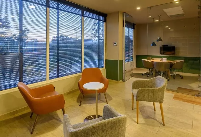 Hotelli City Express Plus By Marriott Bogota Aeropuerto
