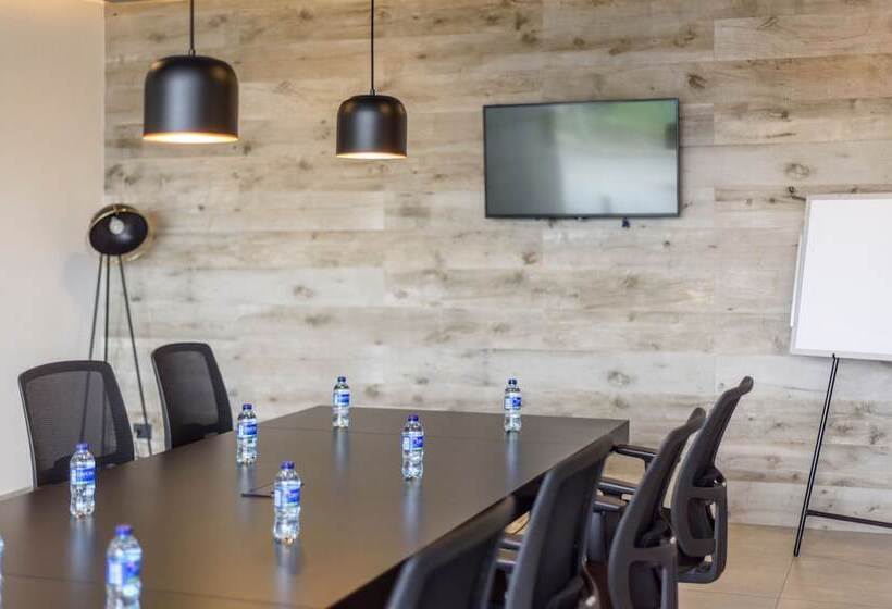 호텔 City Express Plus By Marriott Bogota Aeropuerto