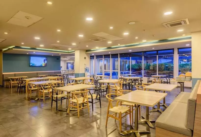 Hotelli City Express Plus By Marriott Bogota Aeropuerto