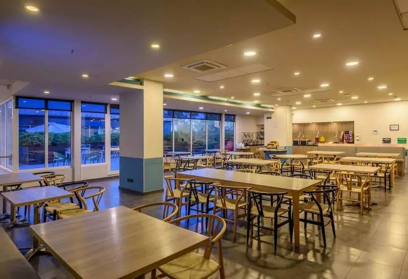 Hotelli City Express Plus By Marriott Bogota Aeropuerto