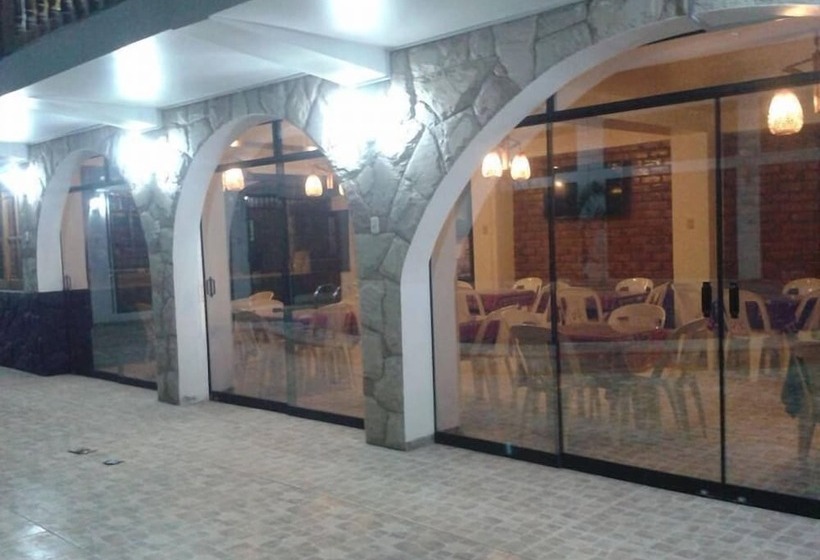 فندق & Restobar Karaoke Garchetti