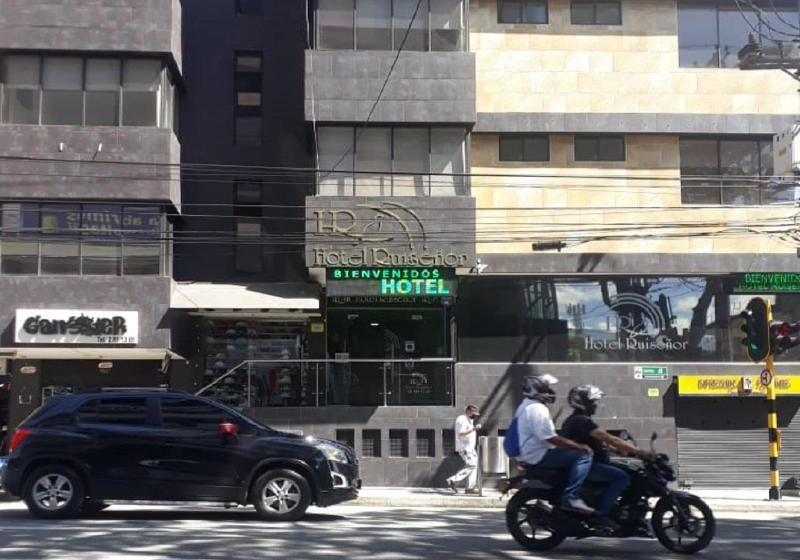 ホテル Ruisenor Itagui